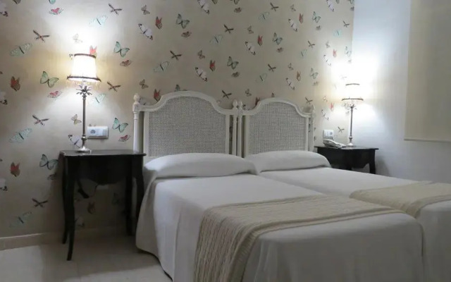 Hostal Montemayor