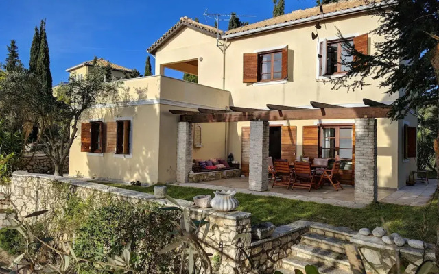 Drimonari Villas