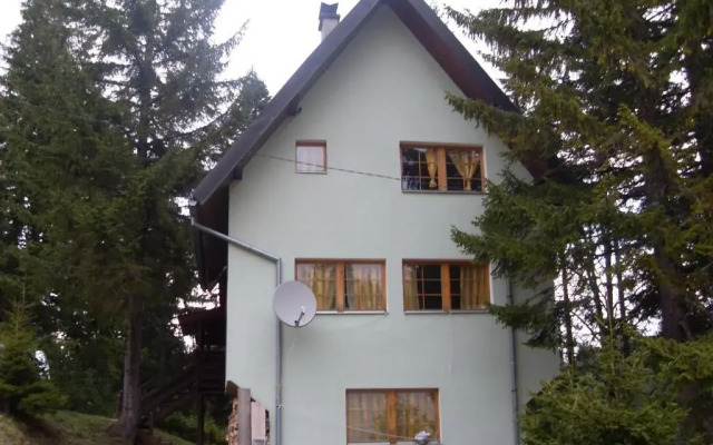Greenhouse in Sarajevo, Bosnia and Herzegovina from 109$, photos, reviews - zenhotels.com hotel front