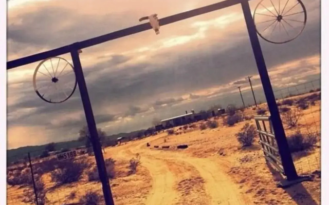 Godwin Ranch by Joshua Desert Retreats