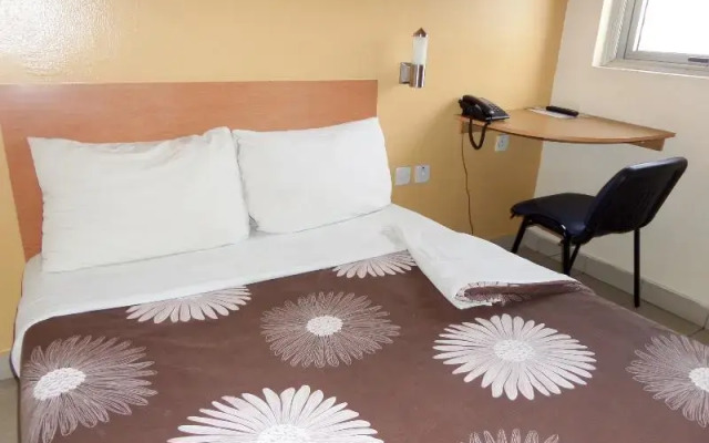 Travel House Budget Hotels
