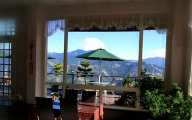 Chingjing New Paradise Bed and Breakfast