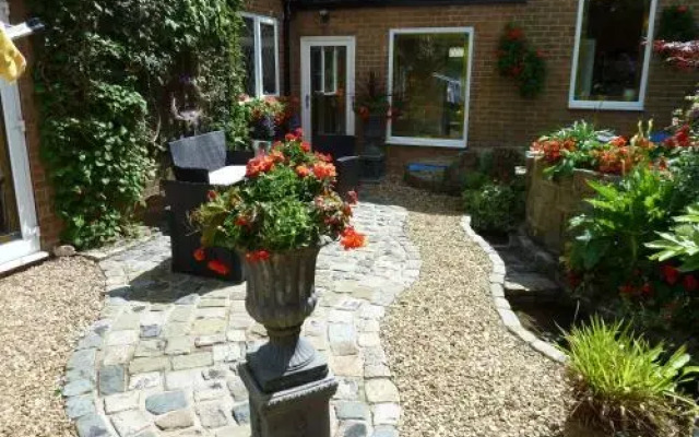 Bage House Bed and Breakfast