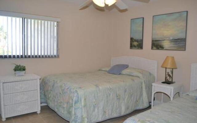 Ocean Park Terrace 203 by RedAwning