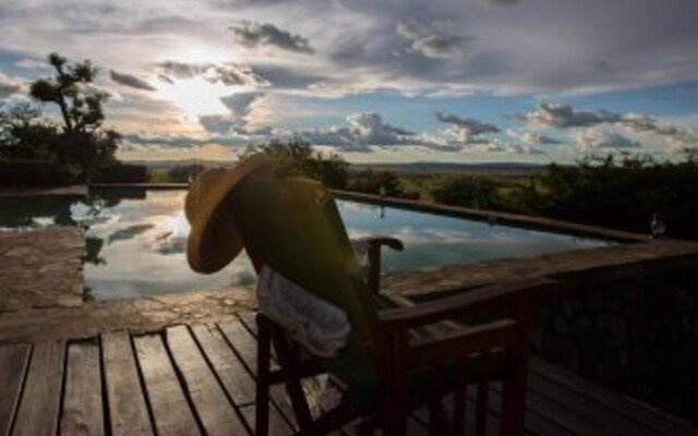 Serengeti Simba Lodge