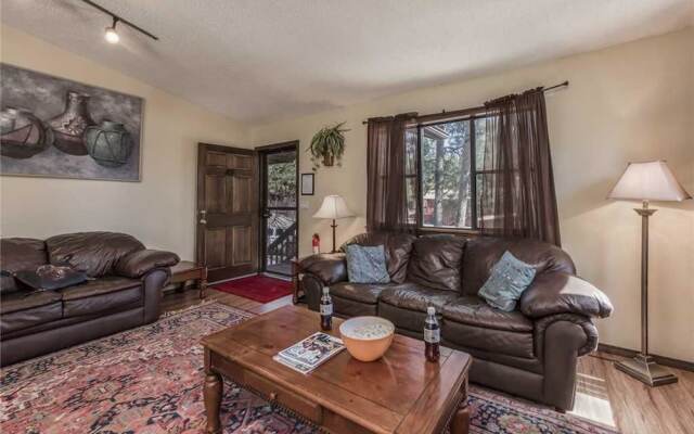 Bear Cat Crossing - Three Bedroom Cabin