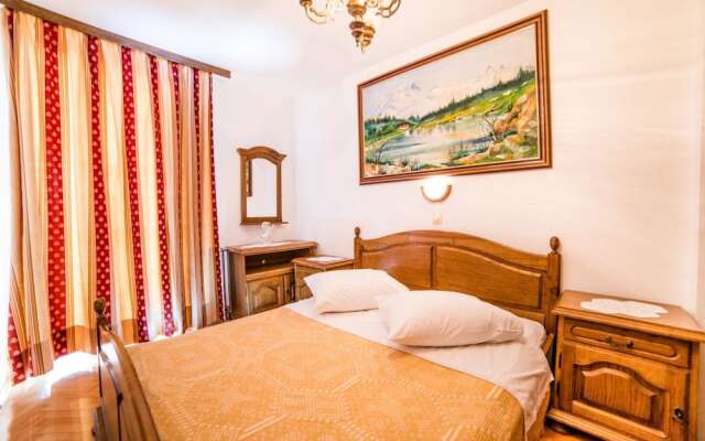 Apartments Pokrajac 31