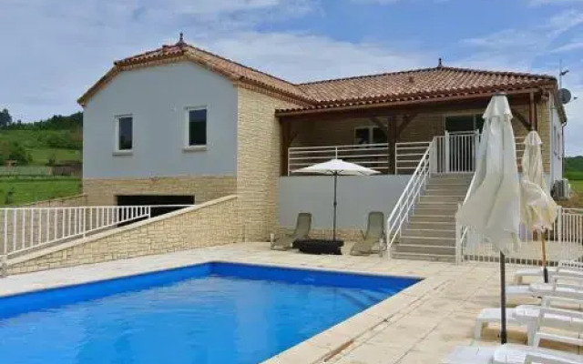 Villa Metairie Grande du Theron