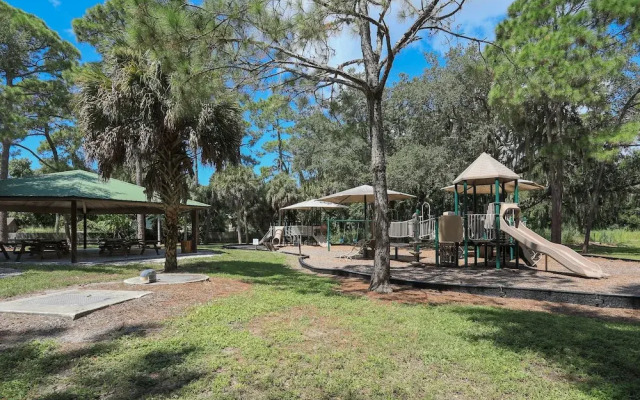 Osprey 01 - 2 Br Townhouse