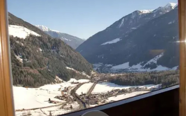 Großstahlhof Mountain & Panorama View