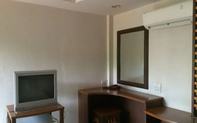 Maingam Riverside Resort