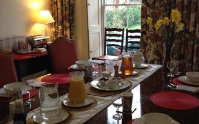 East Pallant Bed  Breakfast