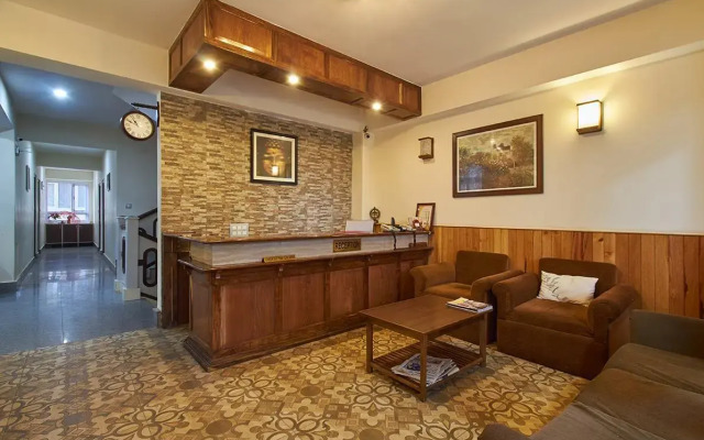 Hotel The Coral Inn