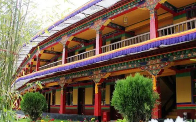 Lhasa Jia Re Bu Tong Yododo Inn