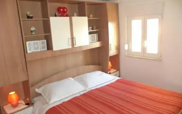 Sunny Holiday Home