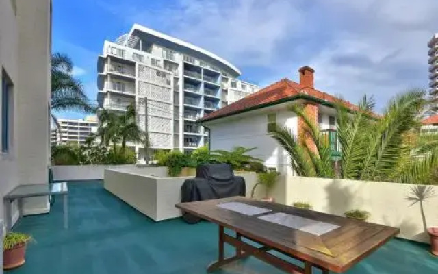 Ocean Palms 1