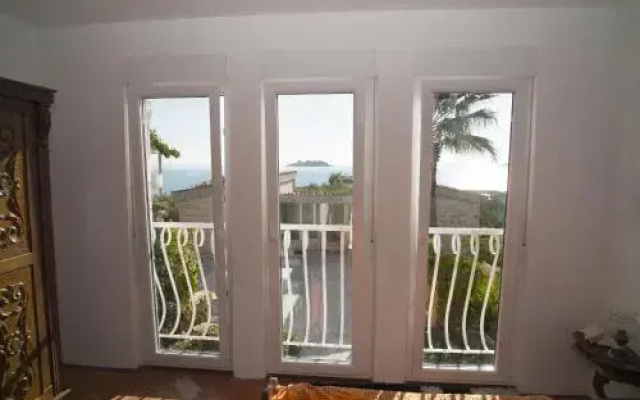 Oaza Holiday Home