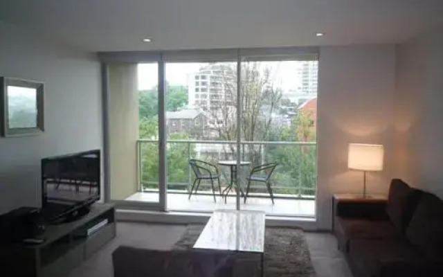 Wyndel Apartments - Harbour Watch