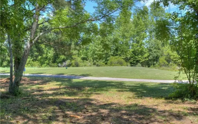 River Oaks Fairways 10-B