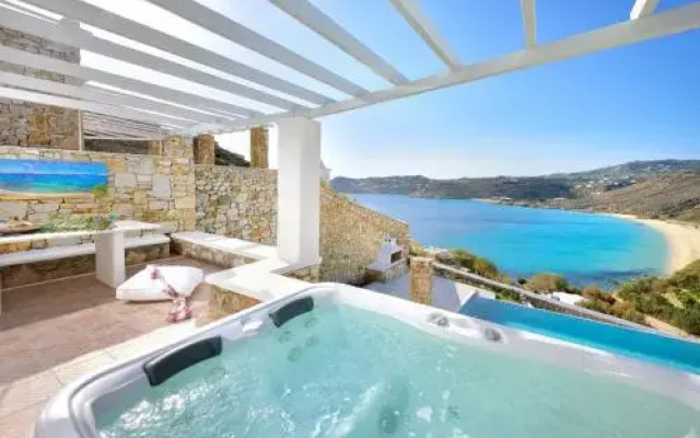 Luxurious Villa Ostria