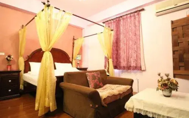 Pony Homestay