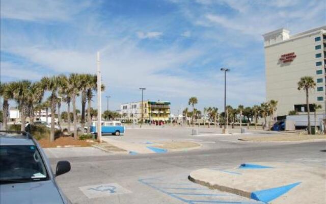 Beachview 325 by RedAwning