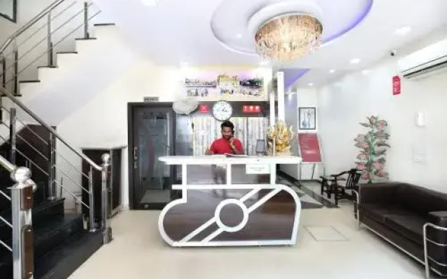 Treebo DS Regency