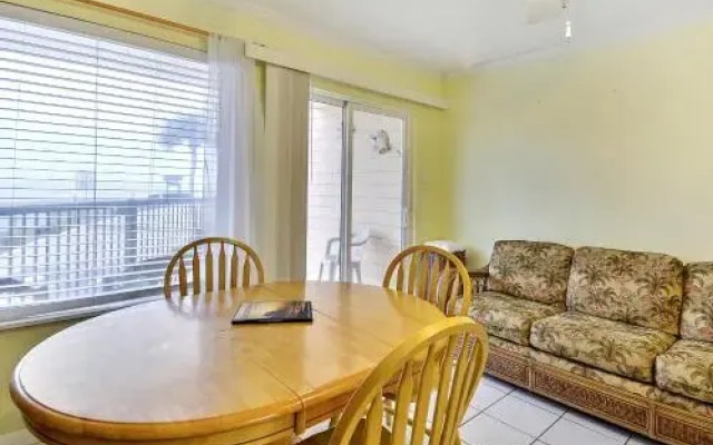 Ahoy Mateys 1 Br condo by RedAwning