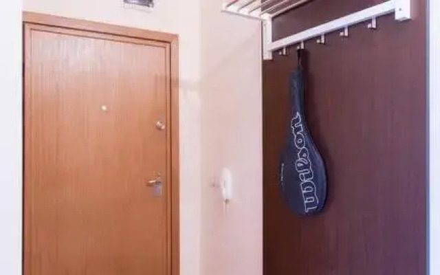 Stylish Suite Near Center