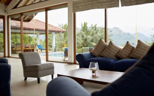 The Glasshouse Victoria, Kandy