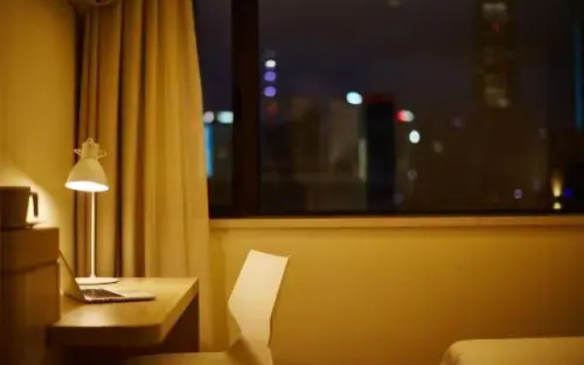 HanTing Hotel (Shanghai Nanxiang Guyi Garden)