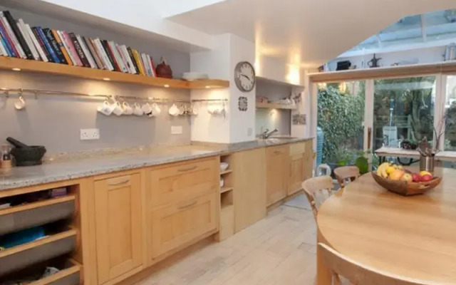 Veeve  Roderick Road 5 Bed Family Home Hampstead