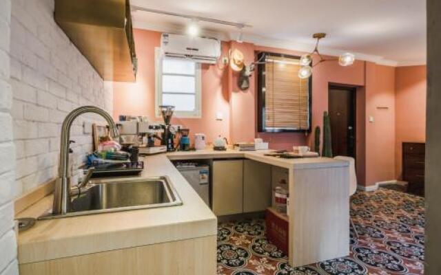 Lane Boutique Inn  Cafe