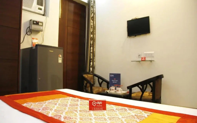 OYO Rooms Bakhtawar Chowk Sector 39