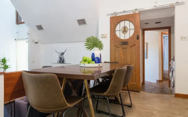 Unique 4BR ATX Home by Domio