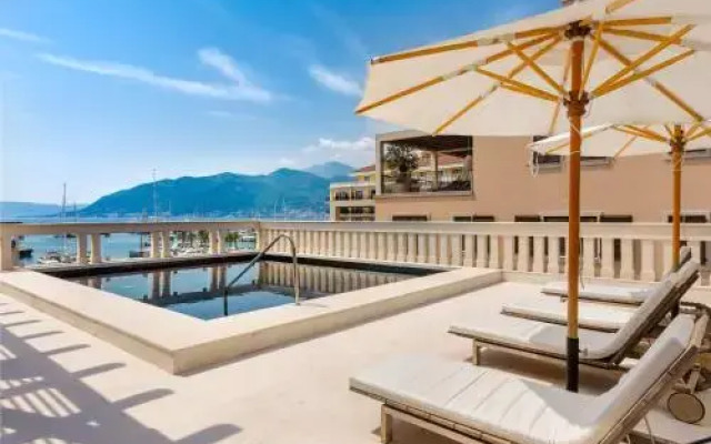 Porto Montenegro Village