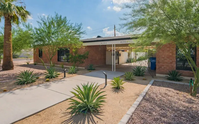2BR Apt Central PHX by WanderJaunt
