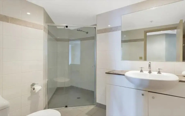 The Apartment Service HELP3