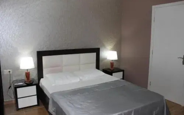 SeaZone Hotel