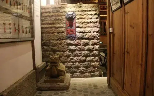 Old House Inn