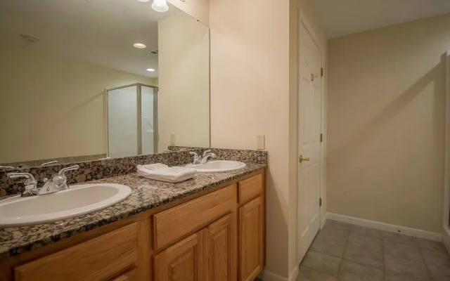 Legacy Towers-Legacy I 1206