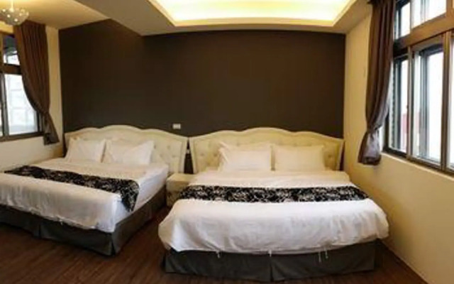 Yilan Night B&B