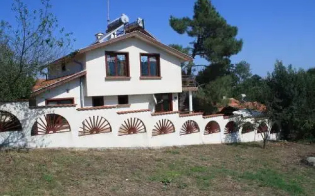 Villa Didi
