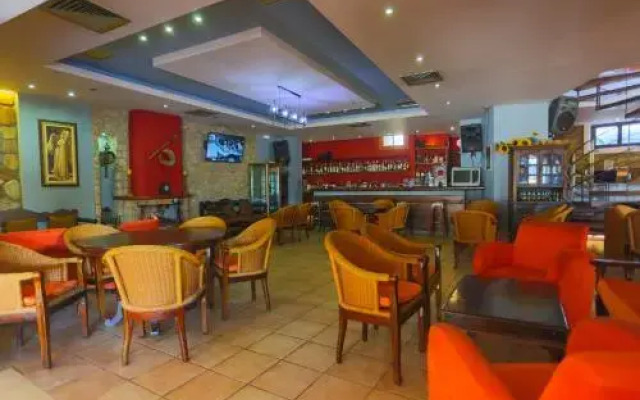 Replay Apartments