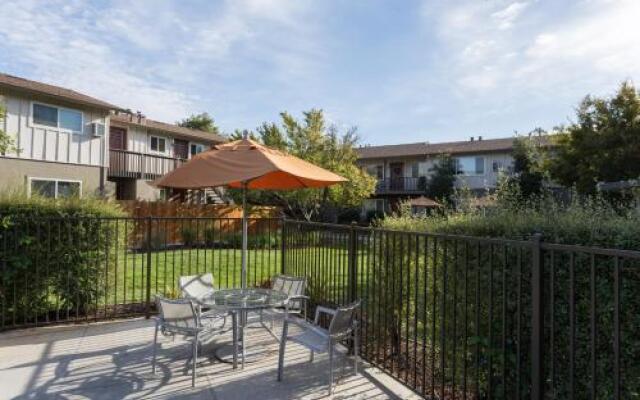 Oakwood At Parker Palo Alto