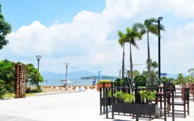 Yuhai Bay Sea View Vacation Hotel