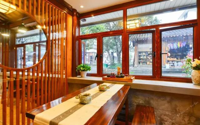 Xihu Qi'an Homestay