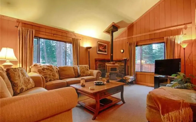 The Bernstein Bear Cabin - 2 Br Cabin