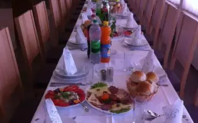 Tihe Noci