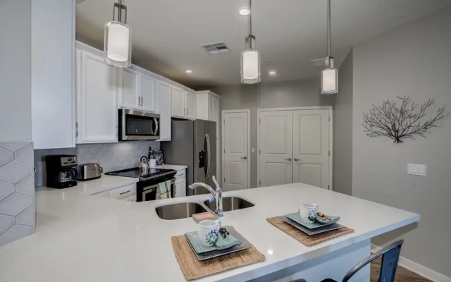 Queen Creek #341 - 2 Br Condo